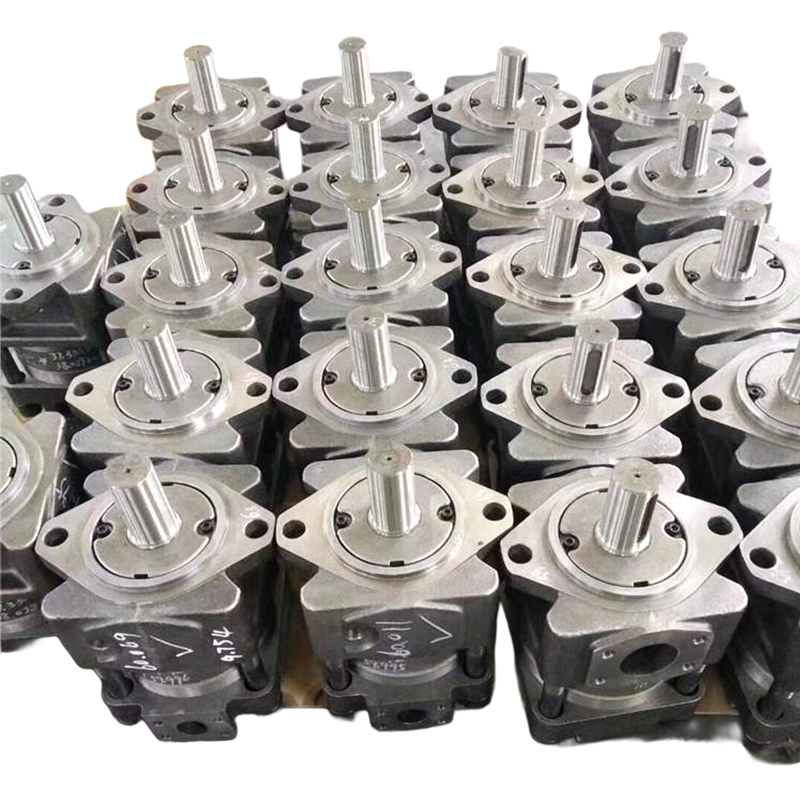 Hydraulic pump for injection molding machine